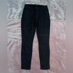 NWOT 7 For All Mankind Gwenevere Lace Skinny Jeans